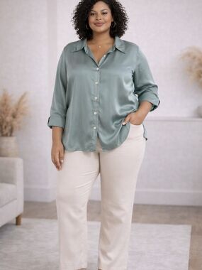 Terry Lewis Silk Blouse 2X Sage Green Button Front Lightweight Classic Top